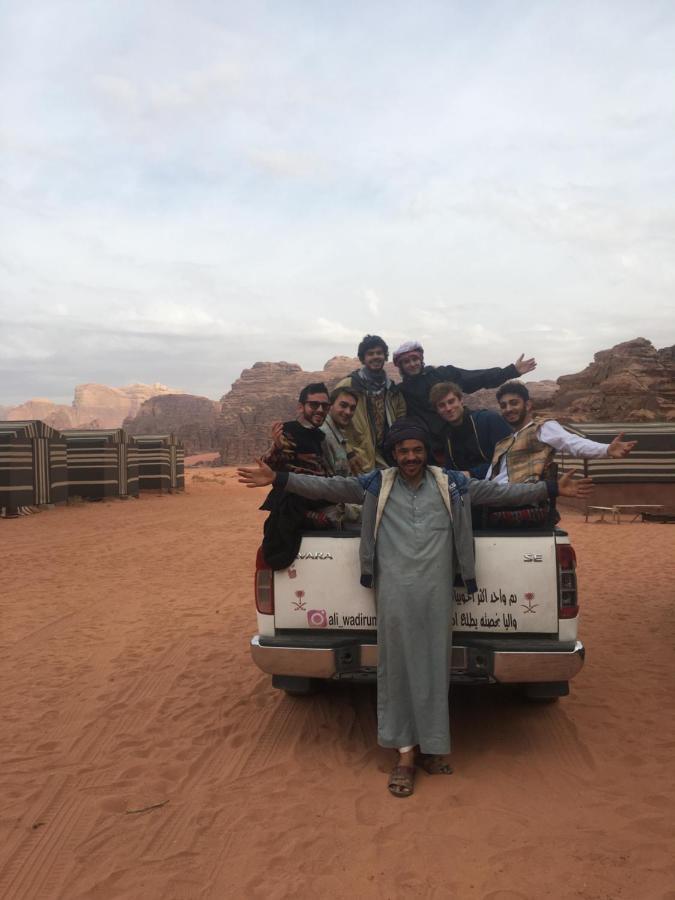 Отель Bedouin Memories Camp Вади-Рам Экстерьер фото