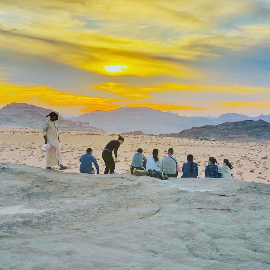 Отель Bedouin Memories Camp Вади-Рам Экстерьер фото