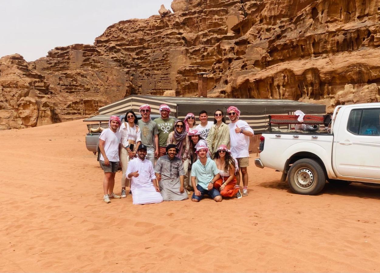 Отель Bedouin Memories Camp Вади-Рам Экстерьер фото