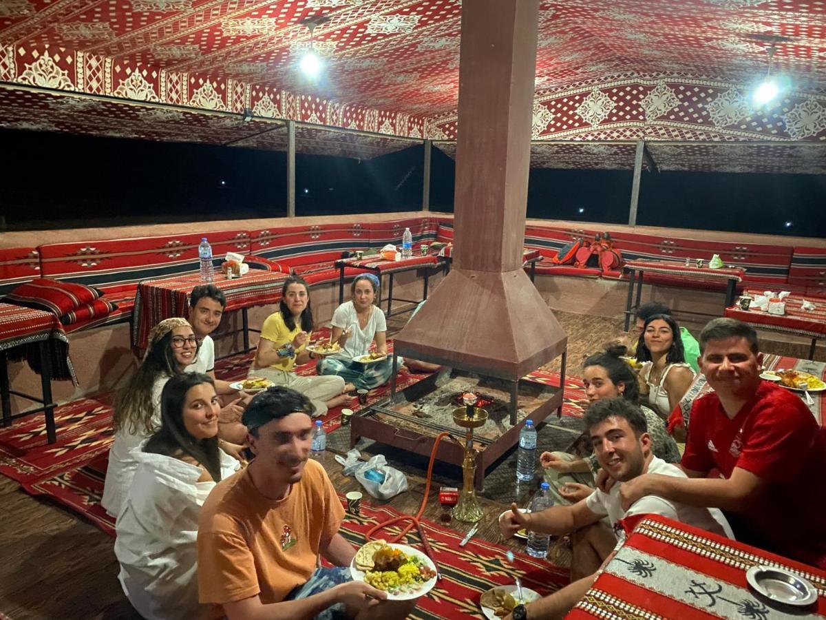 Отель Bedouin Memories Camp Вади-Рам Экстерьер фото