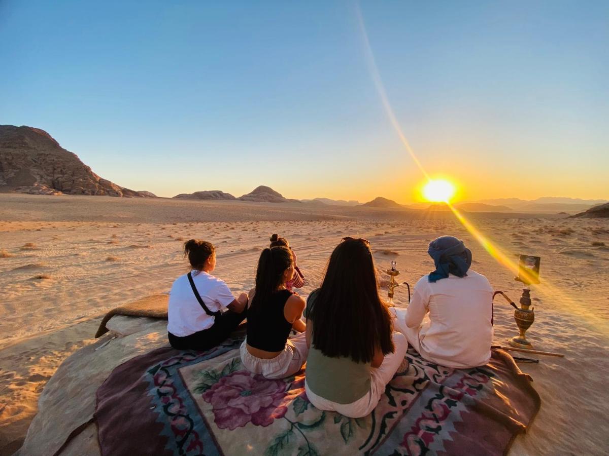 Отель Bedouin Memories Camp Вади-Рам Экстерьер фото