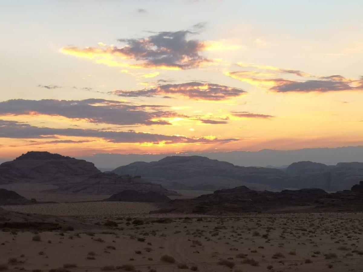 Отель Bedouin Memories Camp Вади-Рам Экстерьер фото