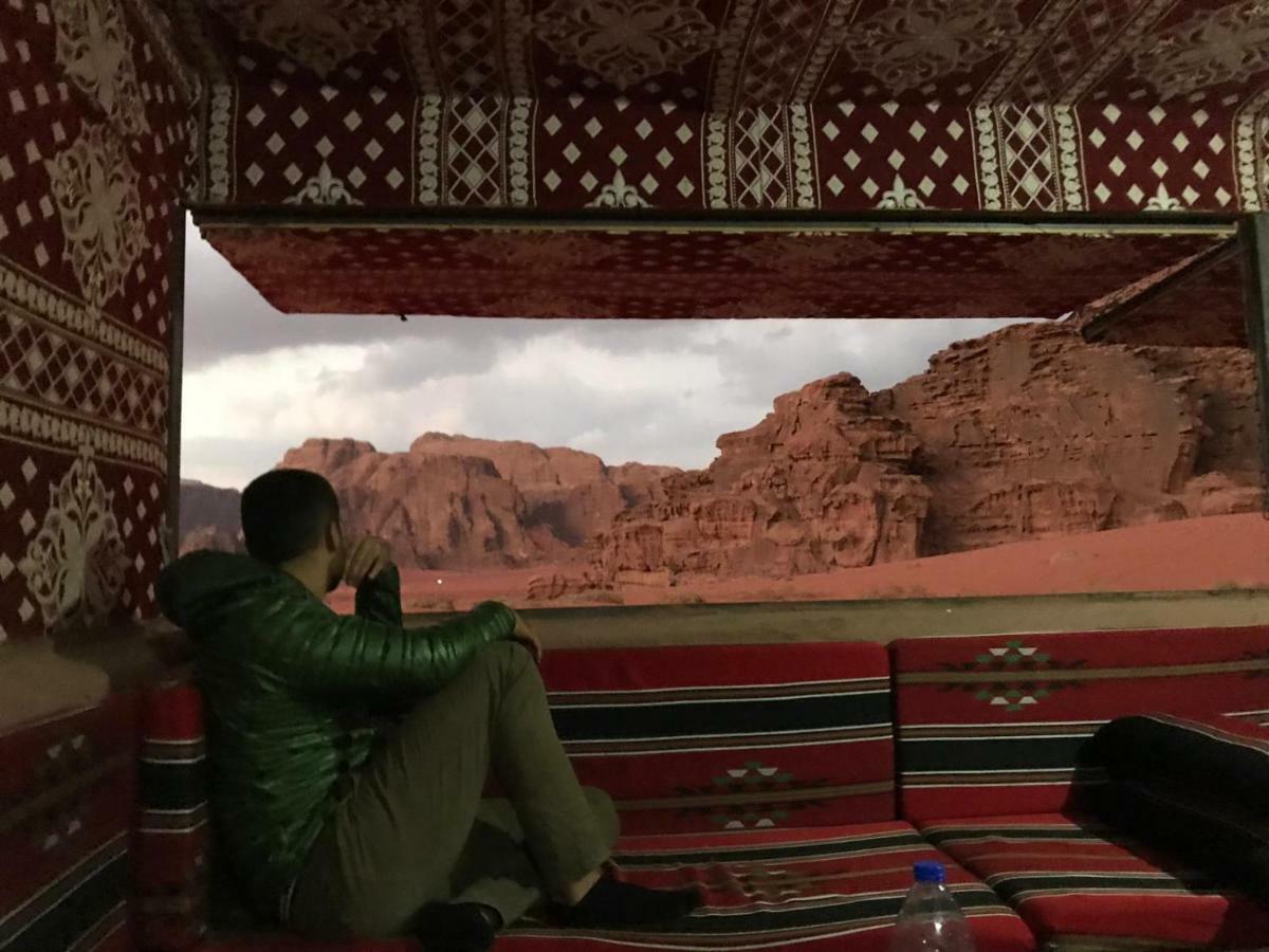 Отель Bedouin Memories Camp Вади-Рам Экстерьер фото